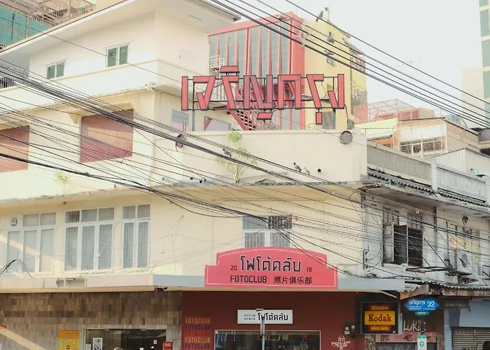 77 Old Town